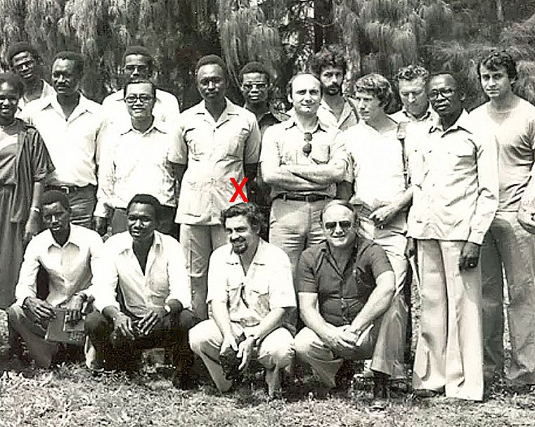 Sénégal vers 1980 Serge avec un X rouge